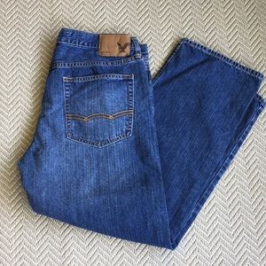 American Eagle Men’s jeans